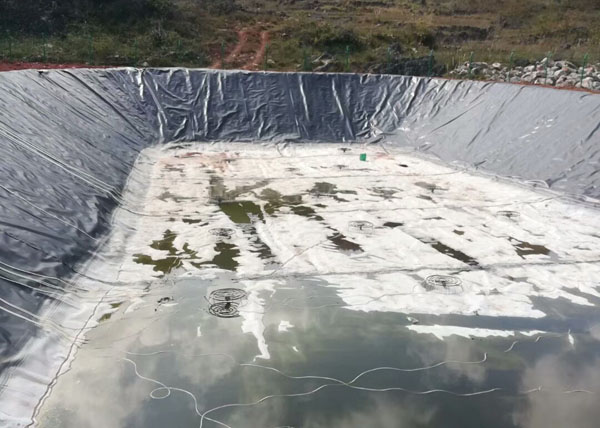 ��Һ�ط��B����Ĥ